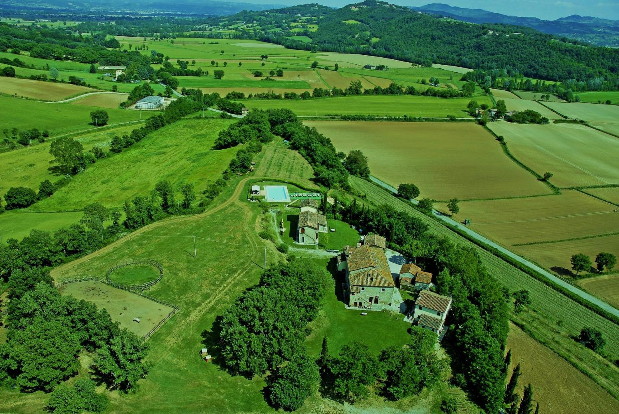 Gasthaus Agriturismo Il Sasso Anghiari Exterior foto