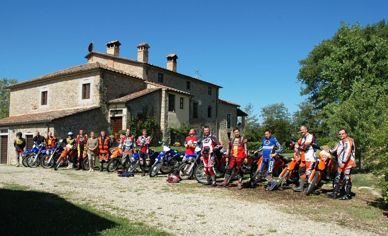 Gasthaus Agriturismo Il Sasso Anghiari Exterior foto